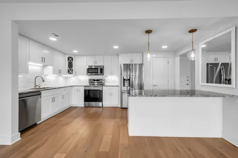 $724,999 | 6666 Brookmont Terrace, Unit 707, Nashville, TN 37205