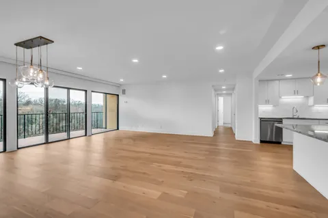 $724,999 | 6666 Brookmont Terrace, Unit 707, Nashville, TN 37205