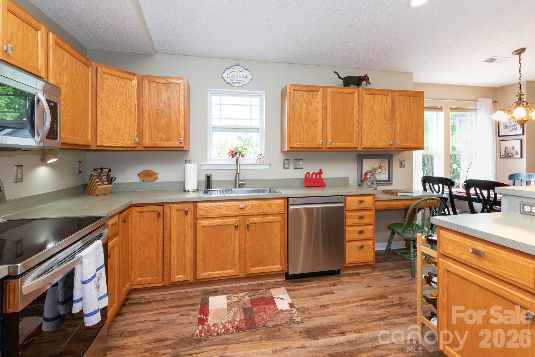59 Sunview Circle Arden, NC 28704 - Photo 8 of 23