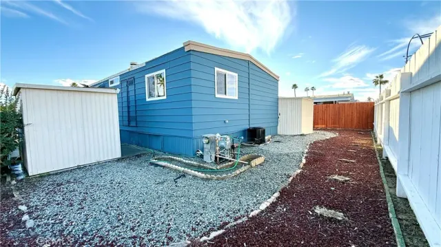 $65,000 | 601 North Kirby Street, Unit 66, Hemet, CA 92543