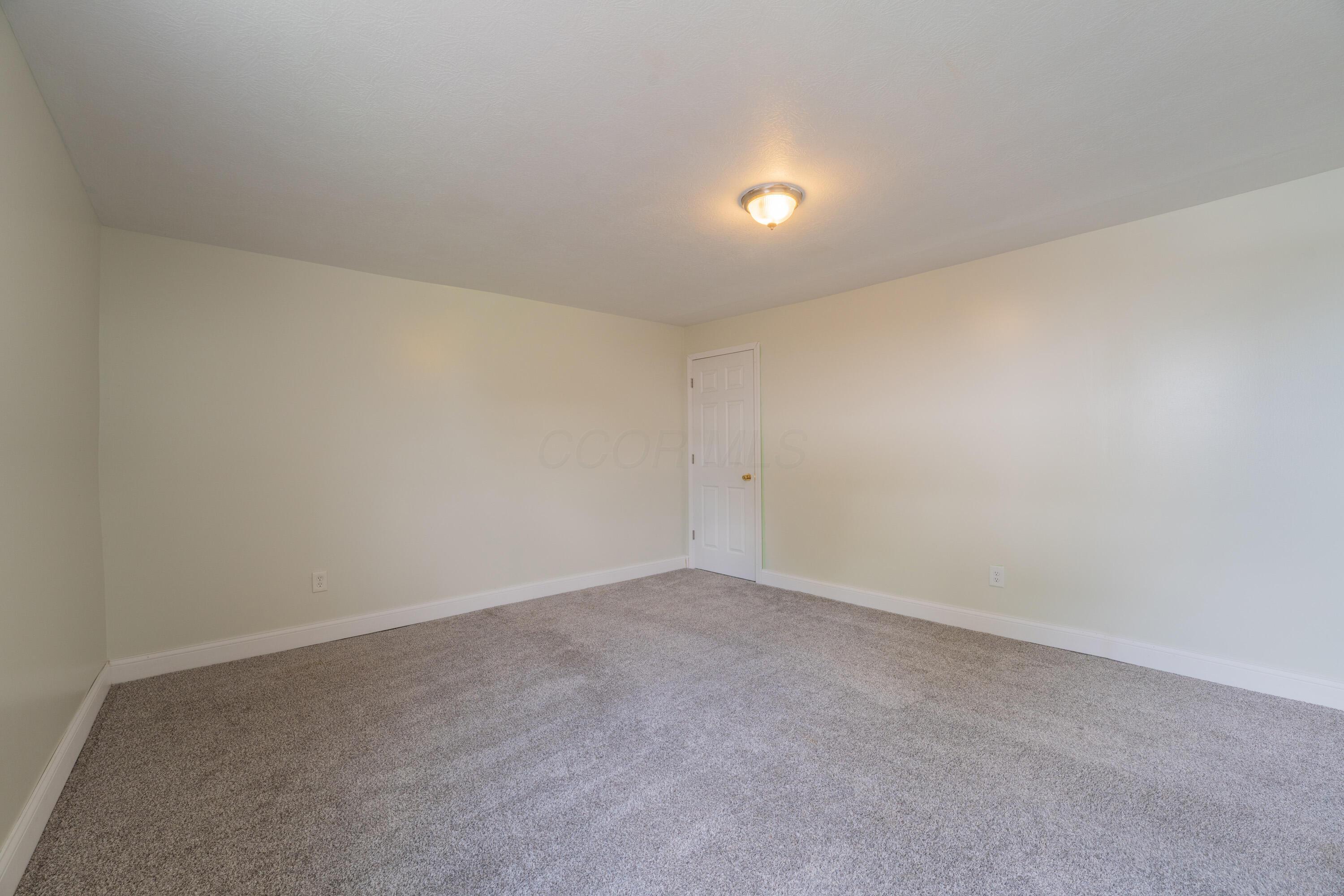 12270 London Road Orient, OH 43146 - Photo 24 of 65 12270London-2146-HDR