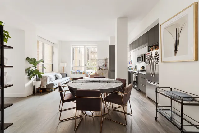 $1,425,000 | 416 West 52nd Street, Unit 306 | Hell's Kitchen