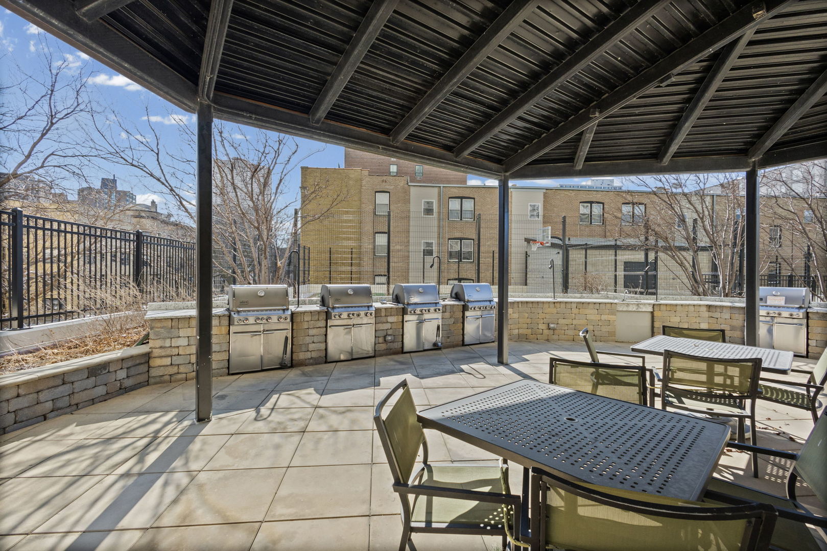 3930 North Pine Grove Avenue, Unit 304 Chicago, IL 60613 - Photo 19 of 25