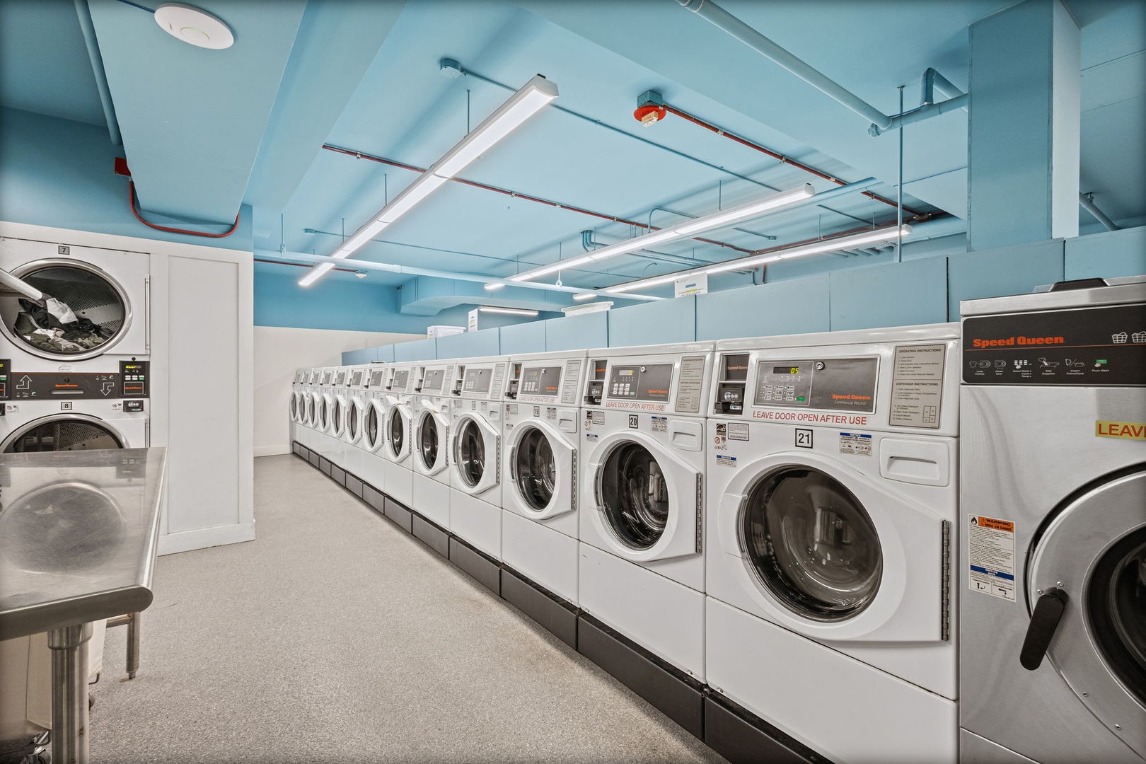 3930 North Pine Grove Avenue, Unit 304 Chicago, IL 60613 - Photo 24 of 25