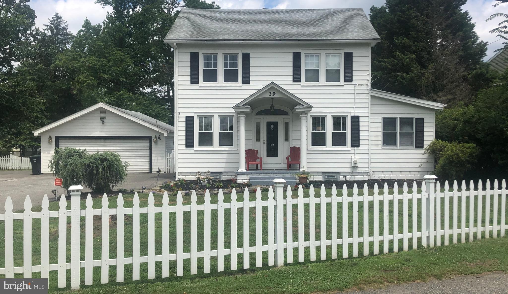 39 Jackson Road Berlin, NJ 08009 - Photo 1 of 41 Gallery Image 1