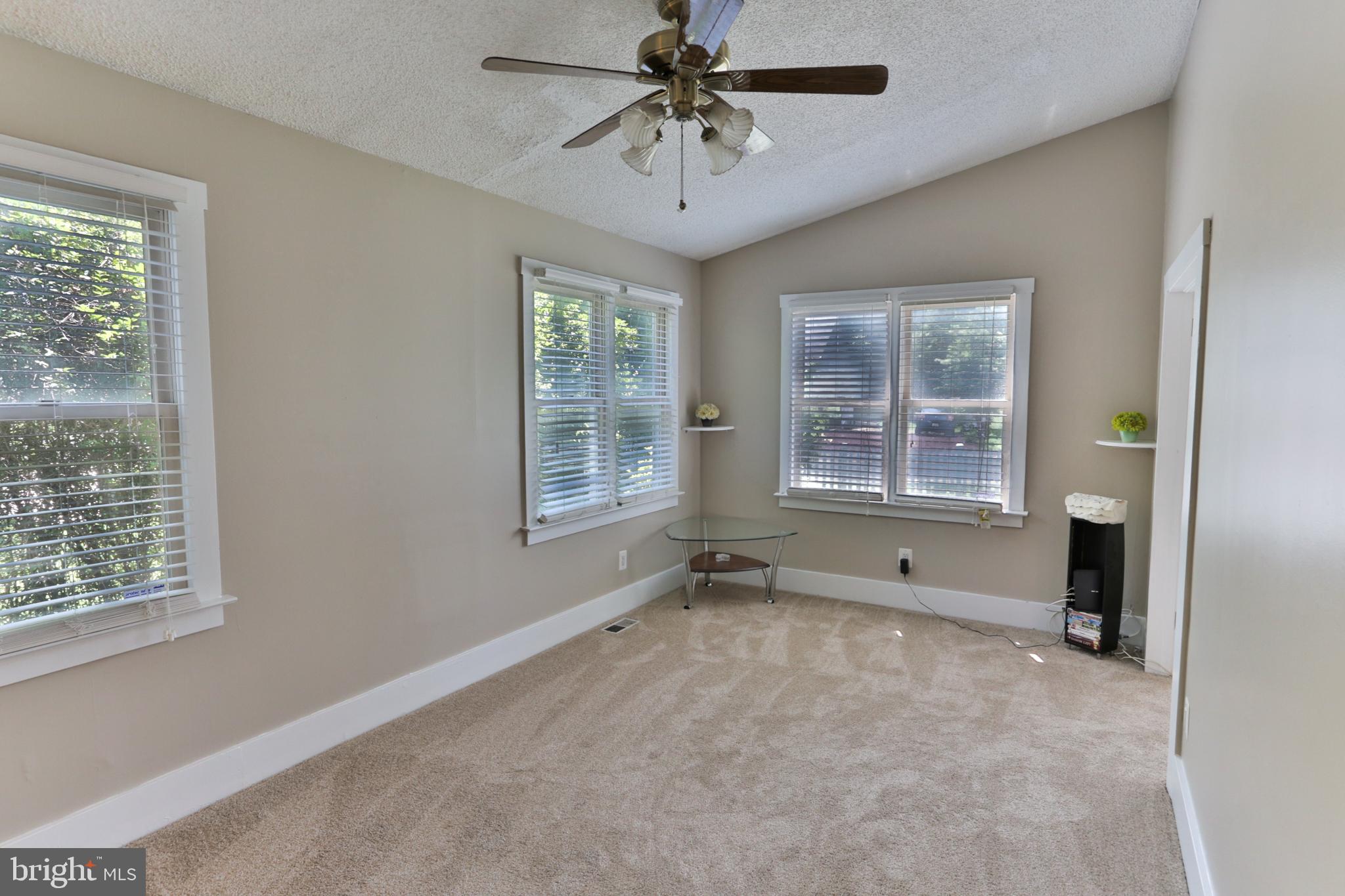 39 Jackson Road Berlin, NJ 08009 - Photo 17 of 41 Gallery Image 17