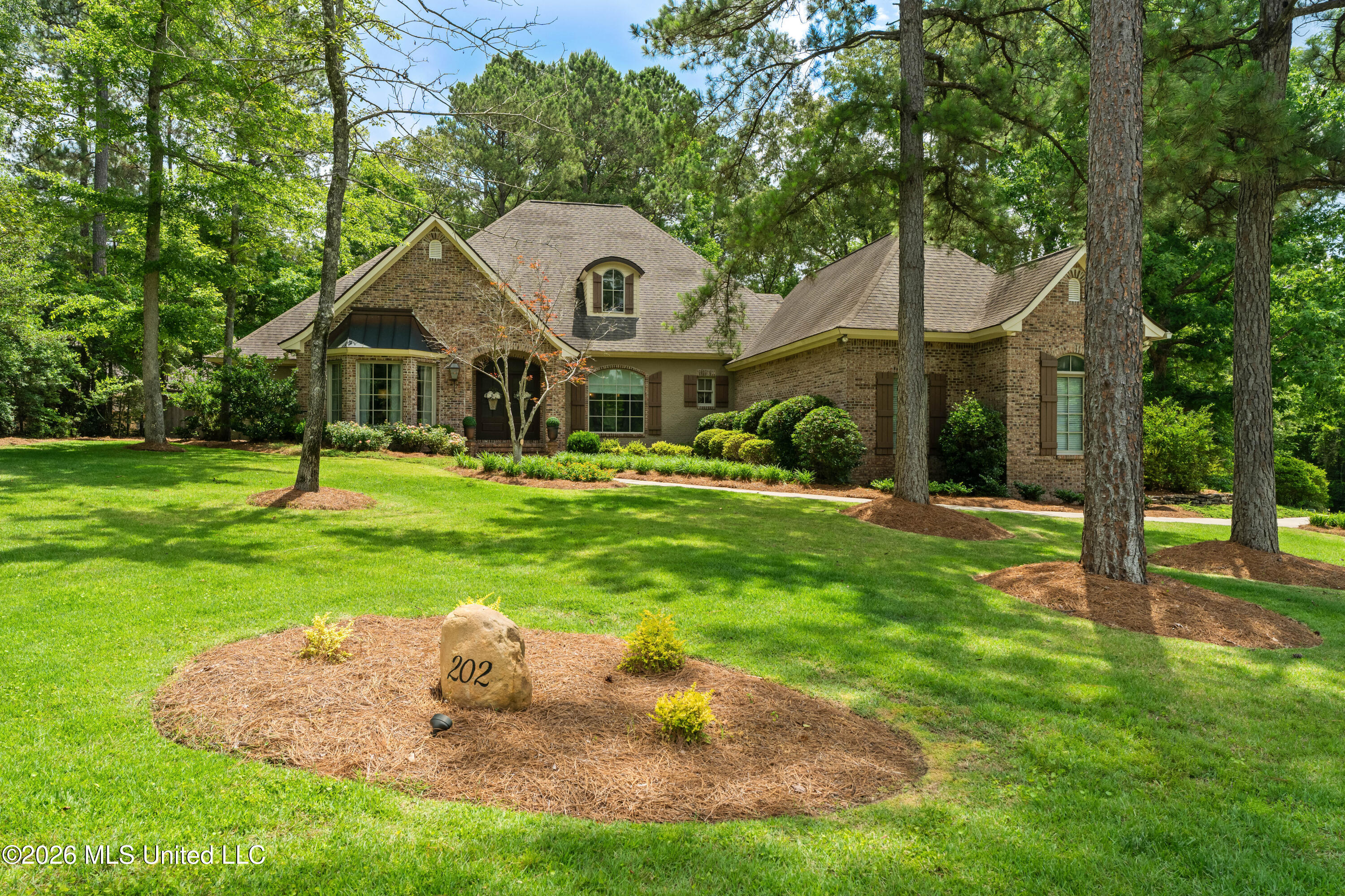 202 Tallulah Ridge Hattiesburg, MS 39402 - Photo 2 of 84 202_Tallulah_Ridge-1