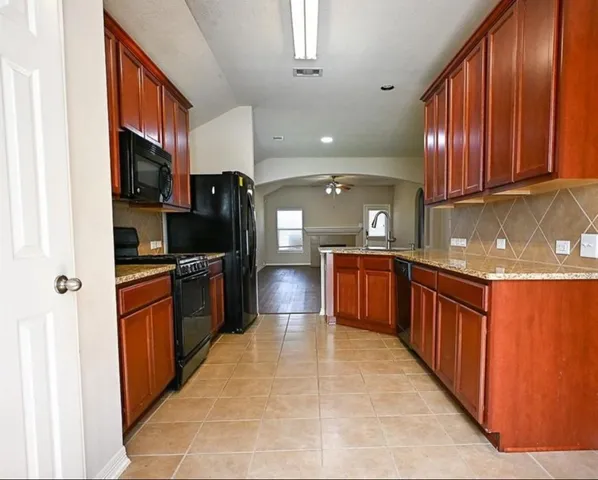 $2,200 | 8239 Polaris Point Lane, Cypress, TX 77433