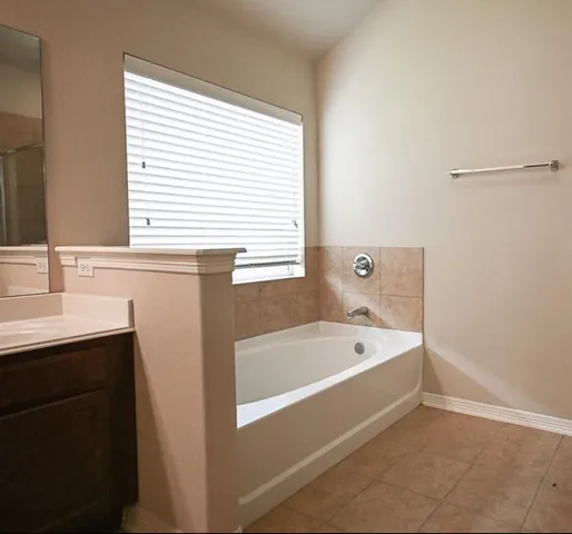 $2,200 | 8239 Polaris Point Lane, Cypress, TX 77433
