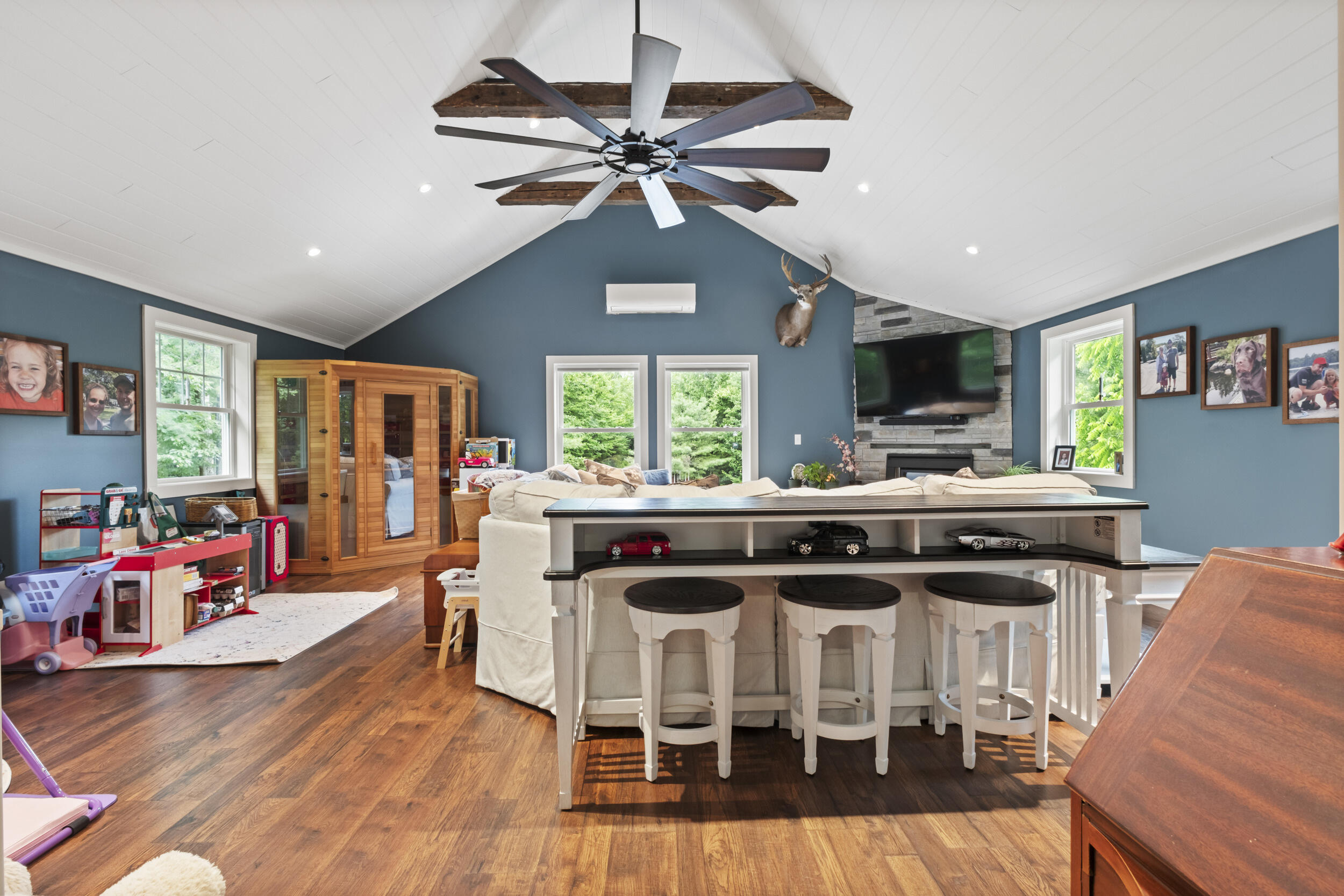 423 Gorden Road Readfield, ME 04355 - Photo 13 of 48 423_gorden_rd-interior-20