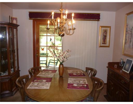 189 William Street McKees Rocks, PA 15136 - Photo 6 of 18 Dining Room.