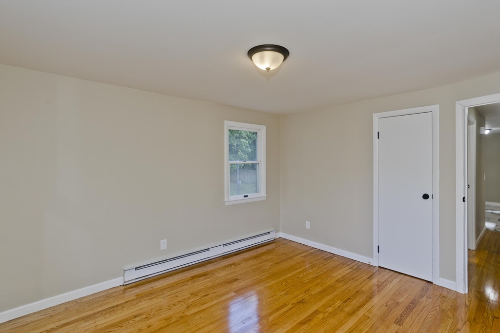 276 Spikenard Circle Springfield, MA 01129 - Photo 17 of 39