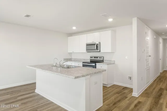 $2,200 | 5033 Rivergrass Drive, Panama City, FL 32404