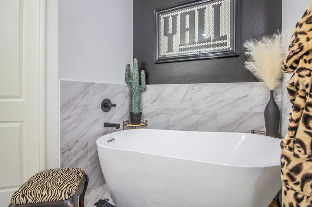 $599,000 | 7113 East F M 1294, Idalou, TX 79329