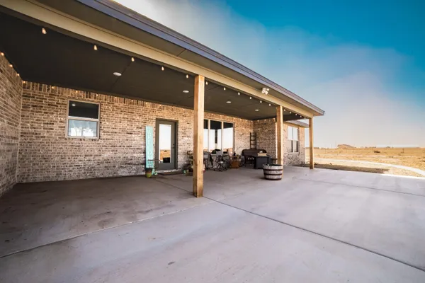 $549,000 | 7113 East F M 1294, Idalou, TX 79329