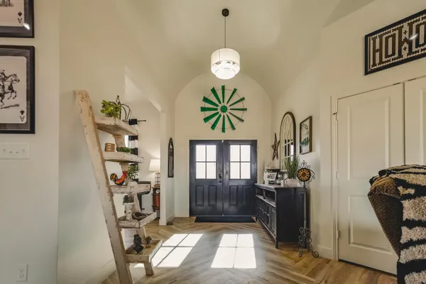 $549,000 | 7113 East F M 1294, Idalou, TX 79329