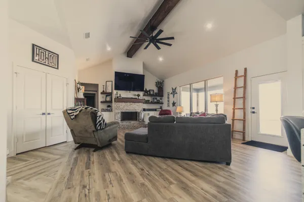 $549,000 | 7113 East F M 1294, Idalou, TX 79329