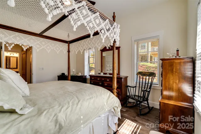 $1,240,000 | 117 Amberleaf Way, Cullowhee, NC 28723