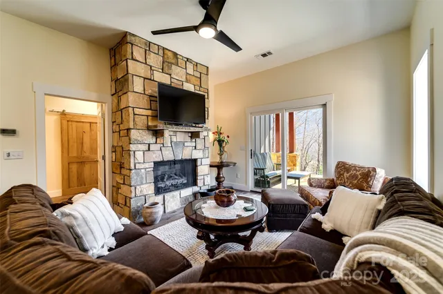 $1,240,000 | 117 Amberleaf Way, Cullowhee, NC 28723