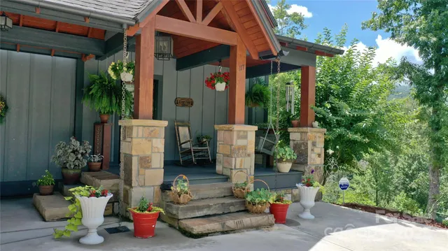 a view of backyard of house