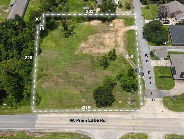 $555,000 | 1902 West Prien Lake Road, Lake Charles, LA 70605