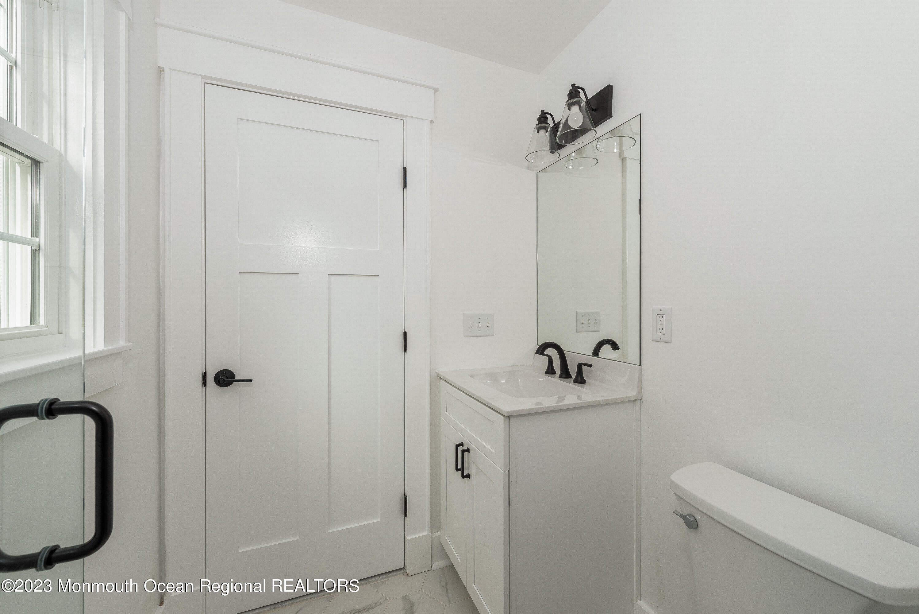 17 Crawford Road Middletown, NJ 07748 - Photo 25 of 48 Downstairs Ensuite Bathroom