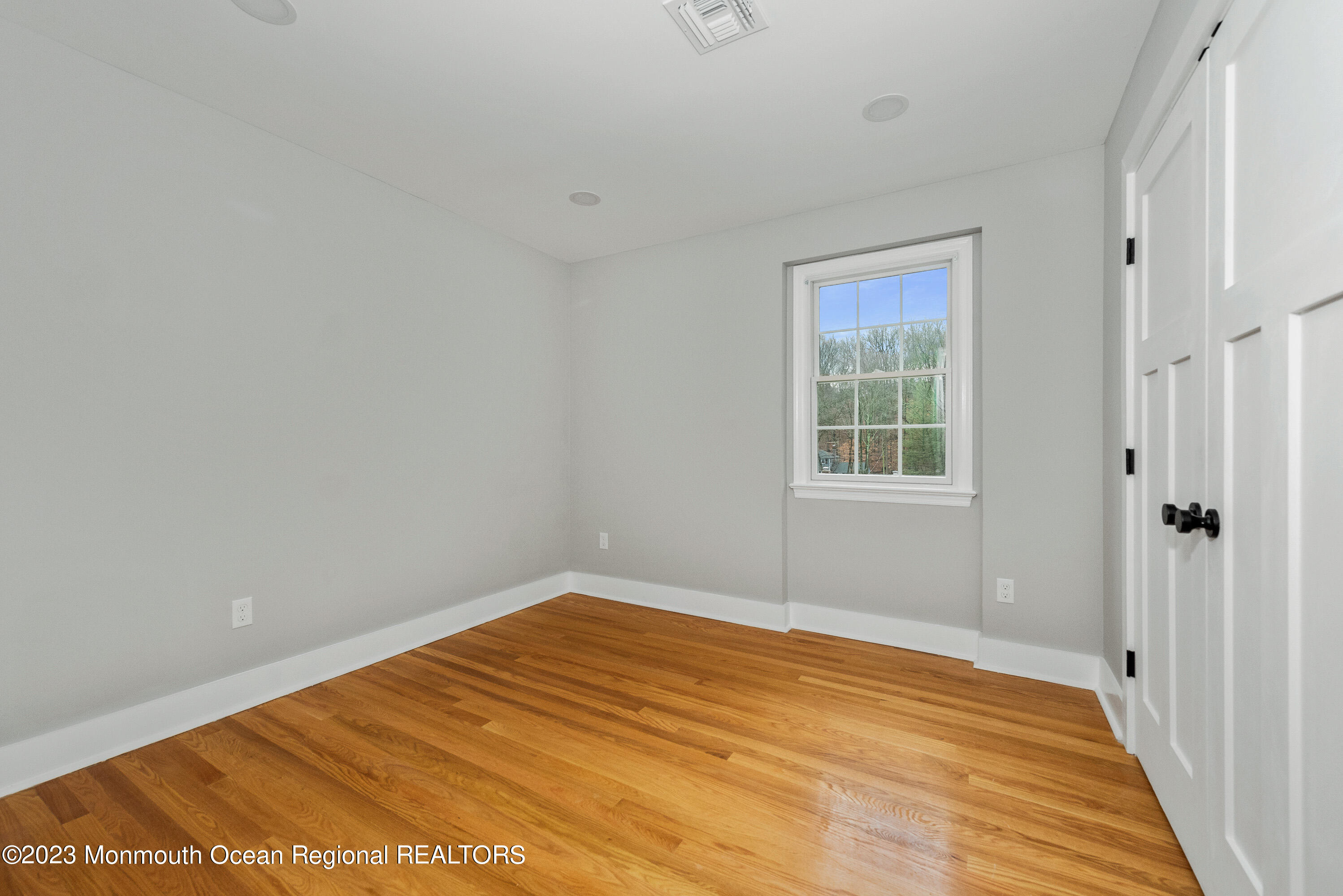 17 Crawford Road Middletown, NJ 07748 - Photo 30 of 48 Upstairs Bedroom 3