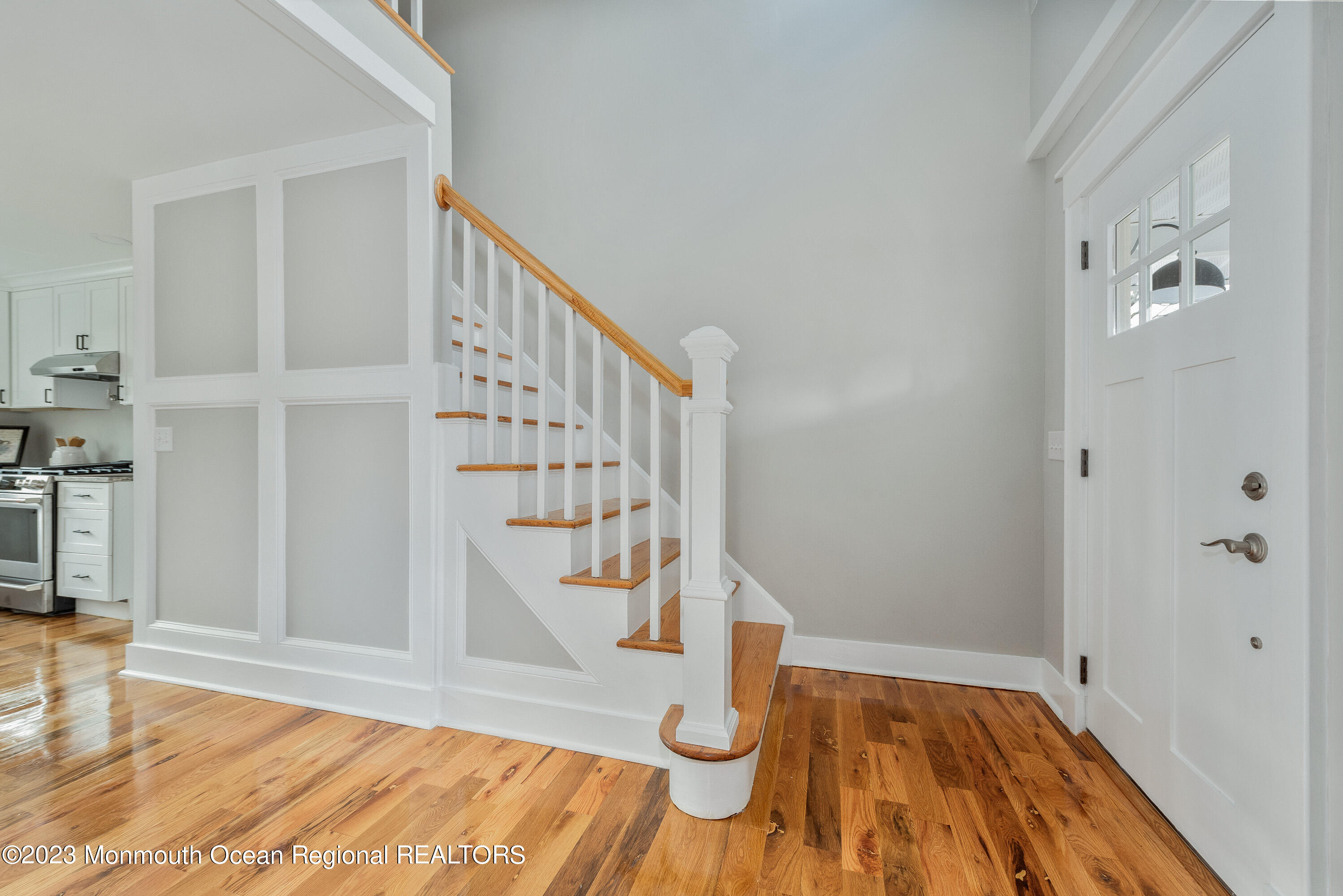17 Crawford Road Middletown, NJ 07748 - Photo 5 of 48 Foyer