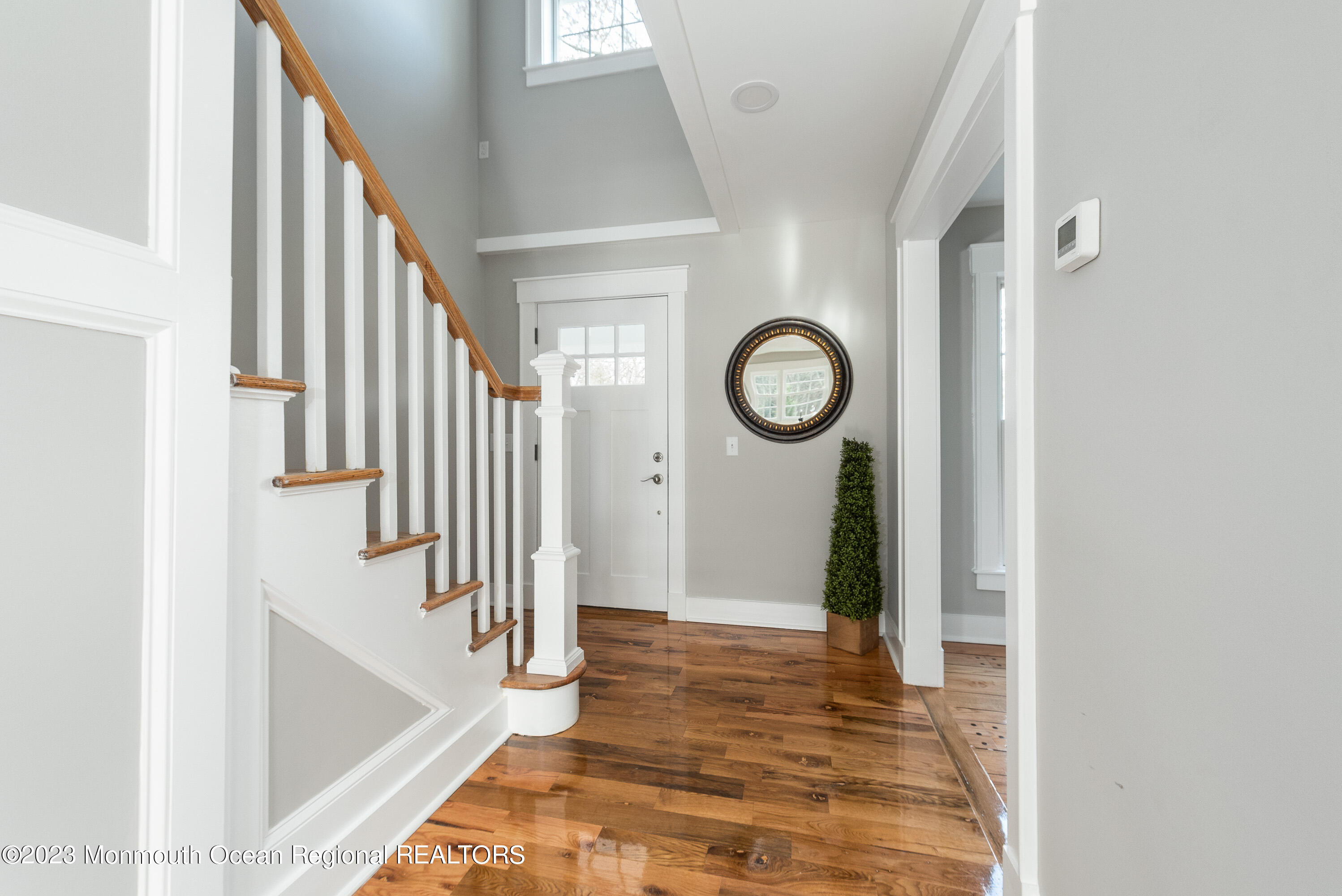17 Crawford Road Middletown, NJ 07748 - Photo 6 of 48 Foyer2