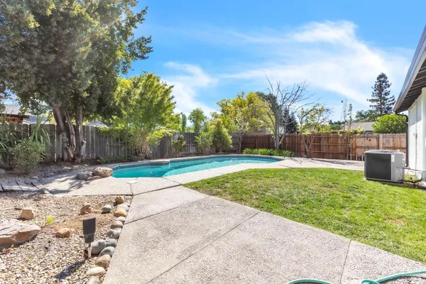 $669,000 | 317 North Alamo Drive, Vacaville, CA 95688