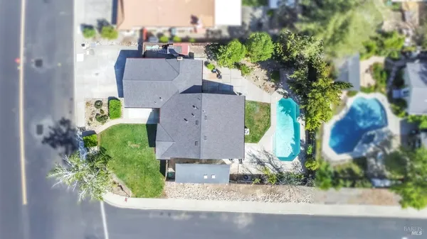 $669,000 | 317 North Alamo Drive, Vacaville, CA 95688