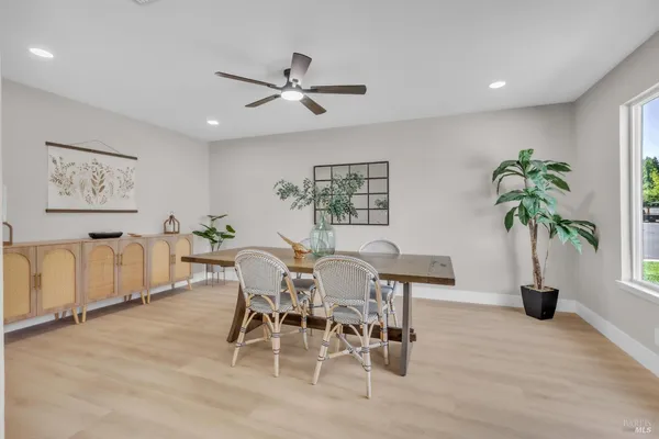 $669,000 | 317 North Alamo Drive, Vacaville, CA 95688