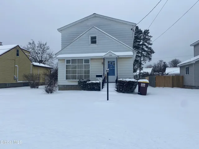 $274,900 | 1126 Vinewood Avenue, Rotterdam, NY 12306