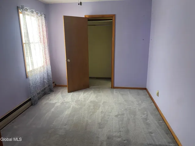 $274,900 | 1126 Vinewood Avenue, Rotterdam, NY 12306