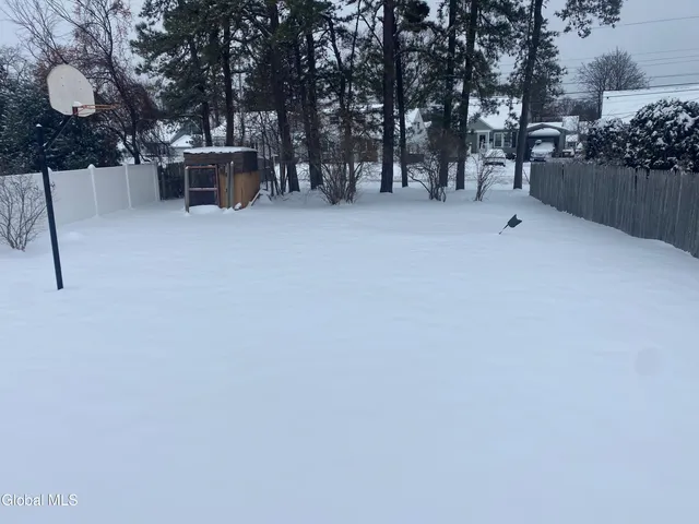 $274,900 | 1126 Vinewood Avenue, Rotterdam, NY 12306