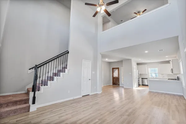 $3,000 | 10610 Scrub Oak Drive, Rosharon, TX 77583