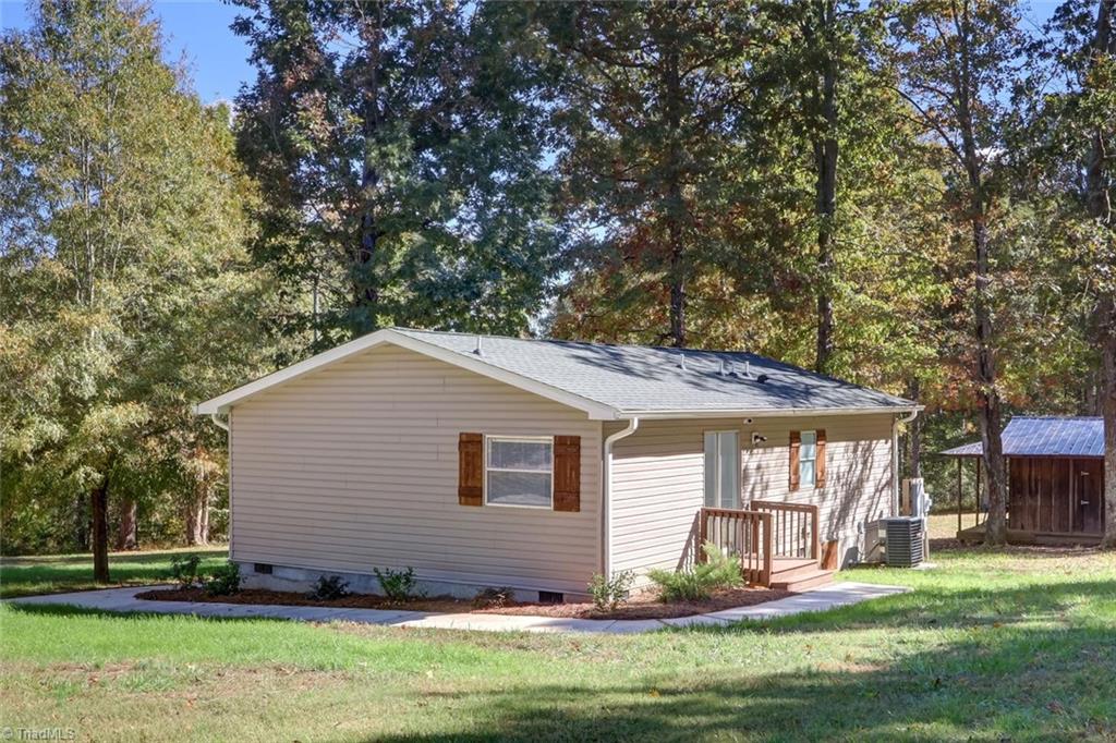 373 County Line Road Reidsville, NC 27320 - Photo 25 of 47 Gallery Image 25