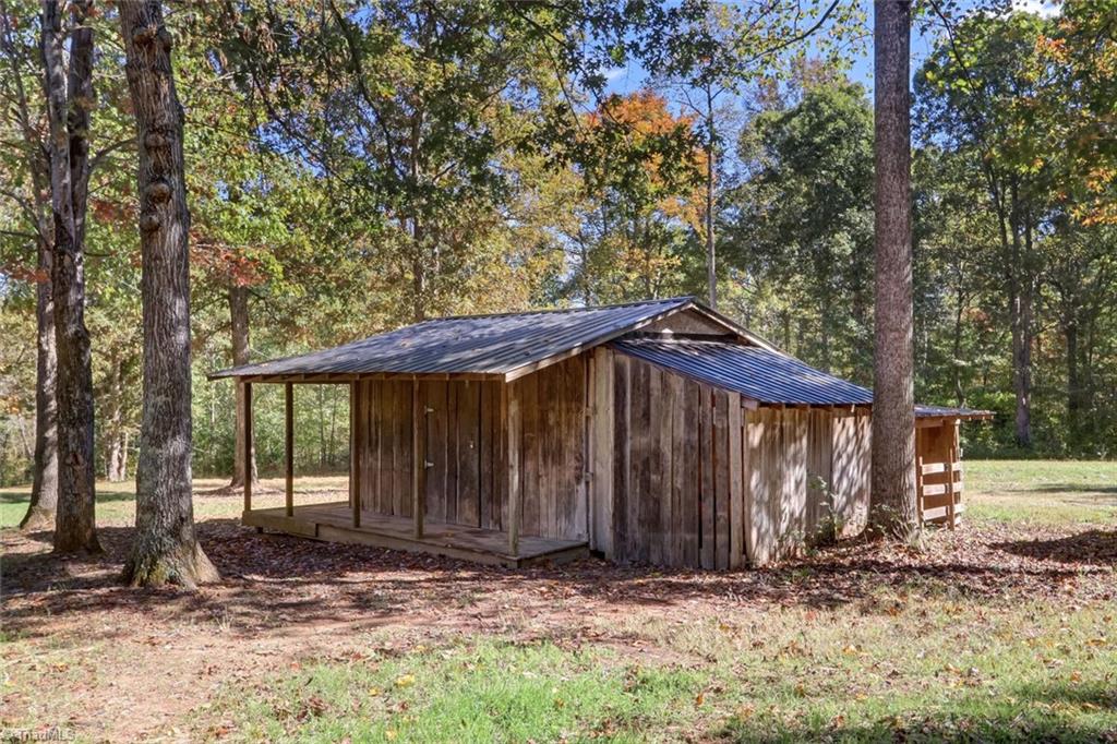 373 County Line Road Reidsville, NC 27320 - Photo 31 of 47 Gallery Image 31