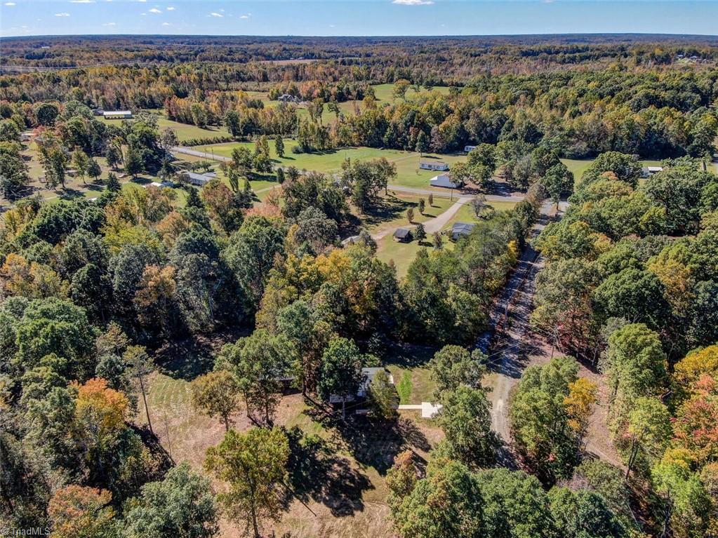 373 County Line Road Reidsville, NC 27320 - Photo 5 of 47 Gallery Image 5