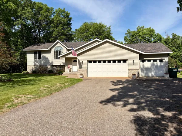 $395,000 | 4348 107th Avenue Southeast, Clear Lake, MN 55319