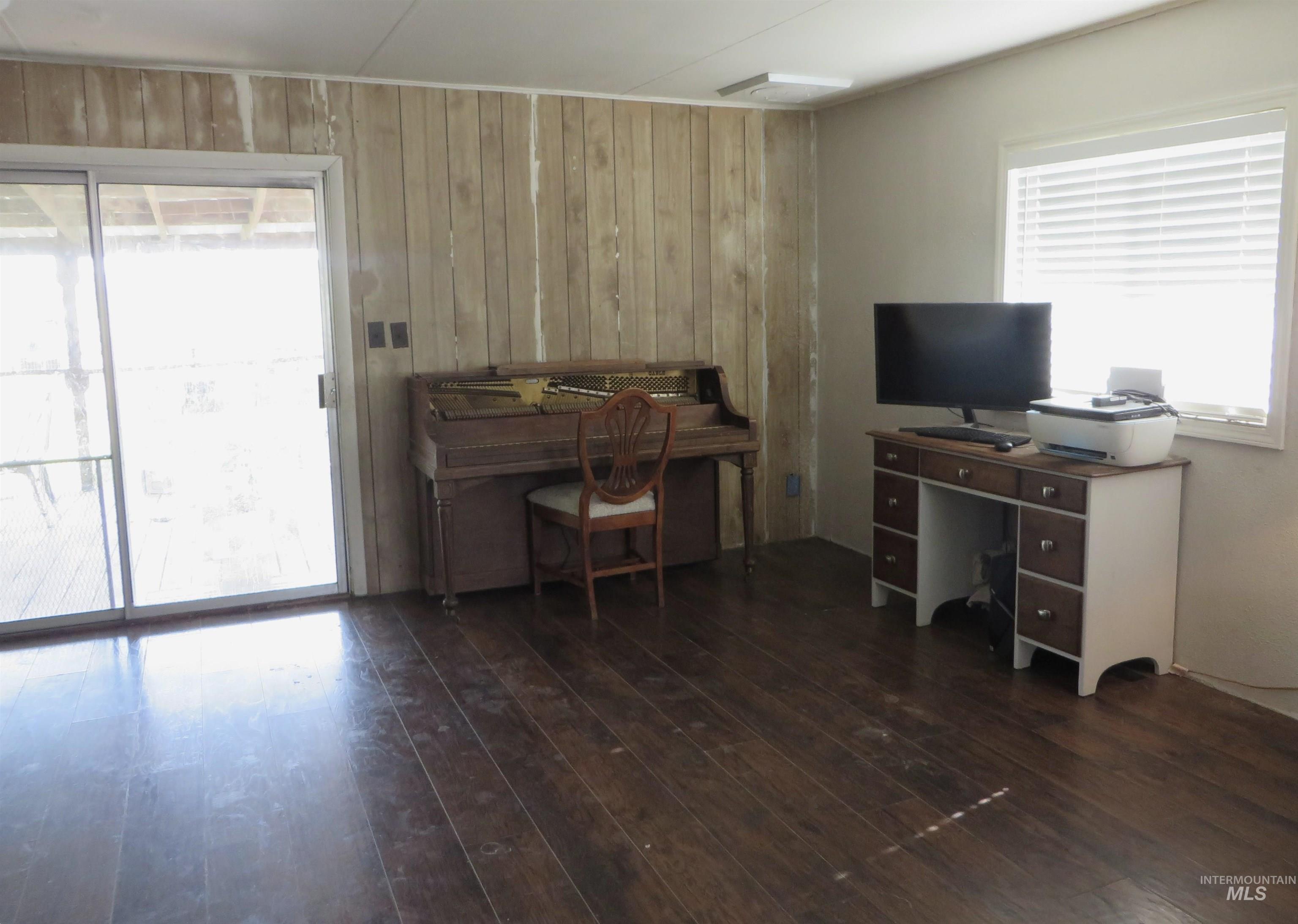 937 Indianhead Road Weiser, ID 83672 - Photo 10 of 36