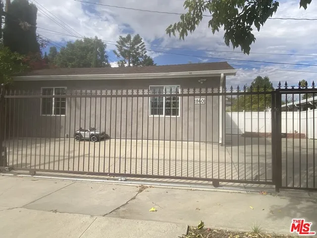 a view of a house with a outdoor space