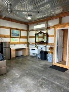 9833 Highway 175 Grand Cane, LA 71032 - Photo 6 of 19 Kitchen area