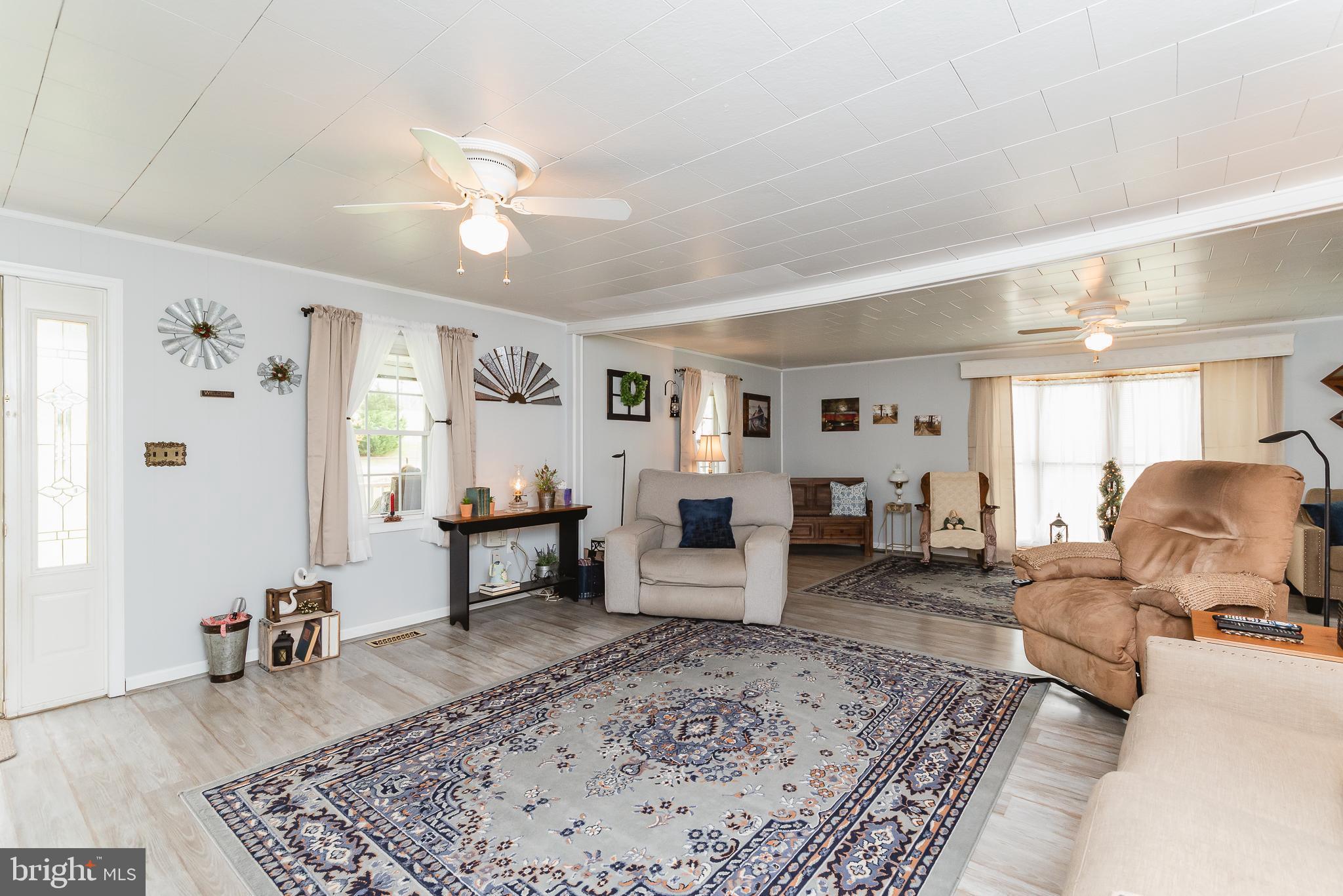 802 South Stepney Road Aberdeen, MD 21001 - Photo 27 of 62 Living Room