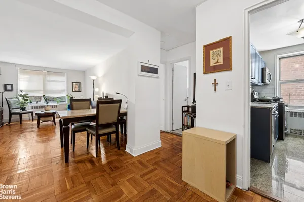 $379,000 | 330 Haven Avenue, Unit 1B | Hudson Heights