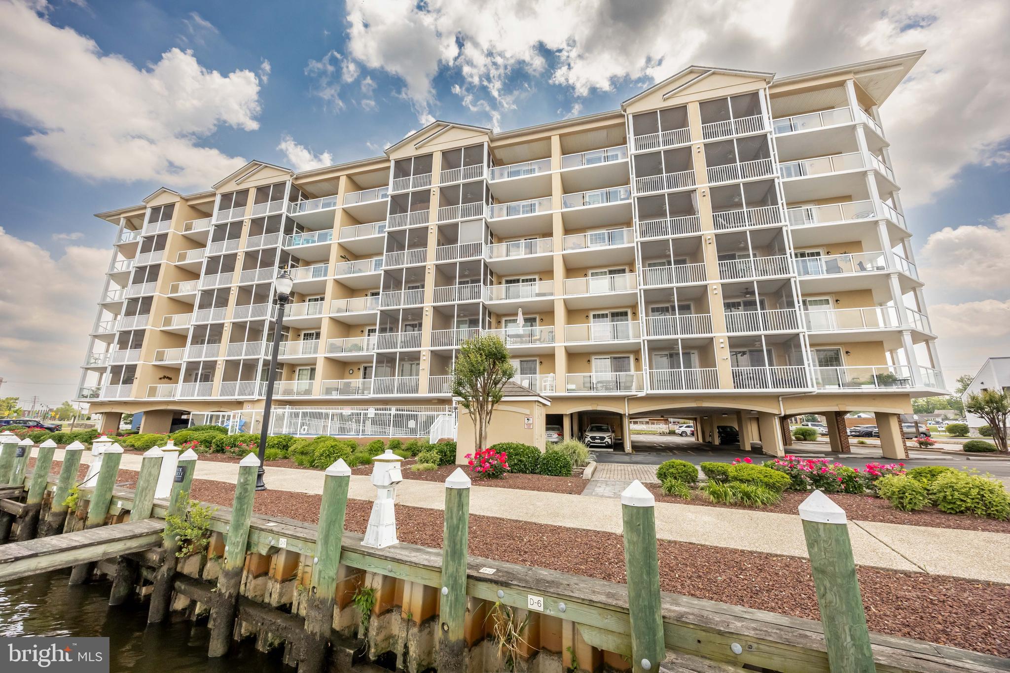 530 Riverside Drive, Unit 202 Salisbury, MD 21801 - Photo 54 of 61 a front view of a building with windows