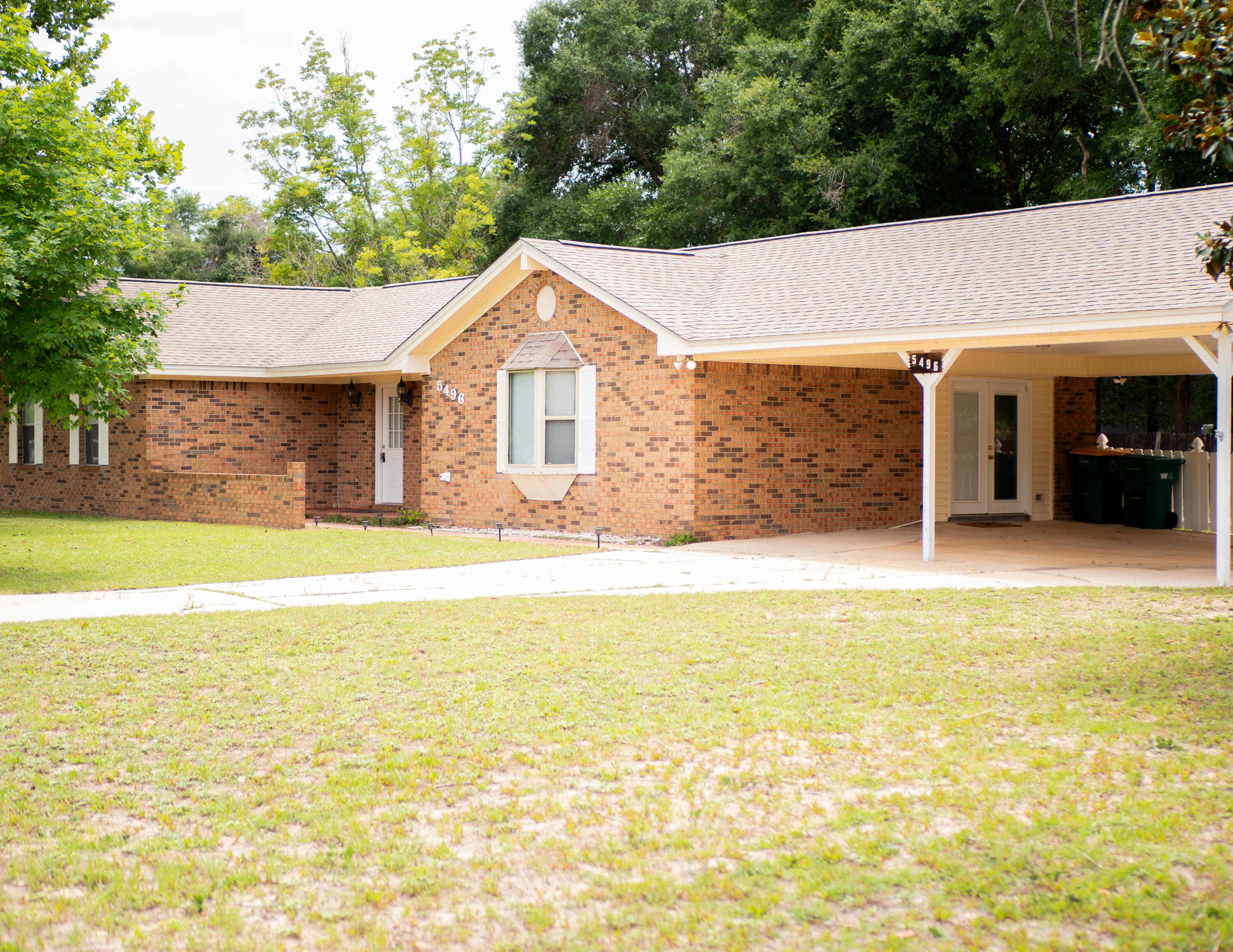 5496 Monterrey Road Crestview, FL 32539 - Photo 2 of 17 Front of Home