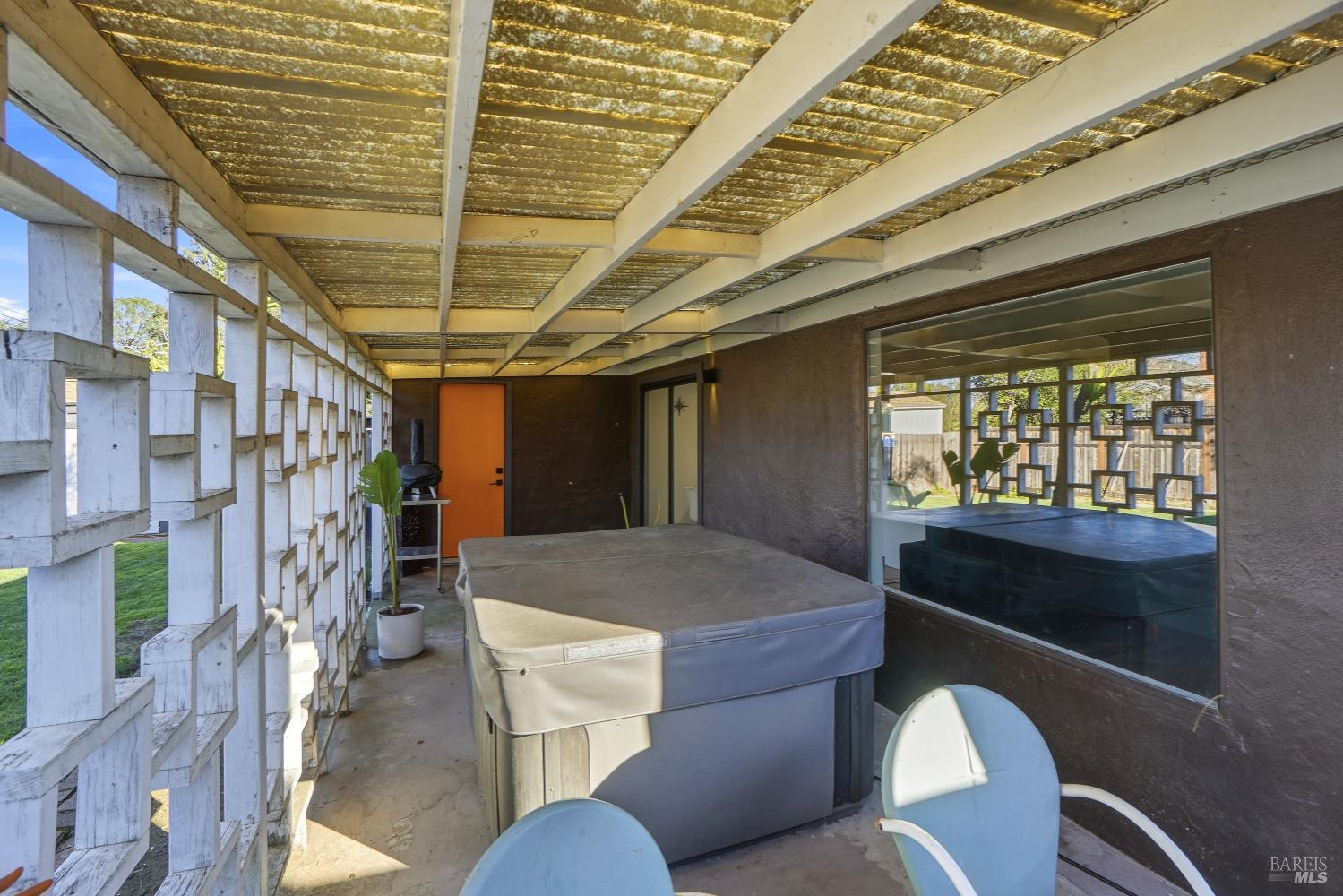 823 Shell Avenue Martinez, CA 94553 - Photo 24 of 39 a living room with furniture
