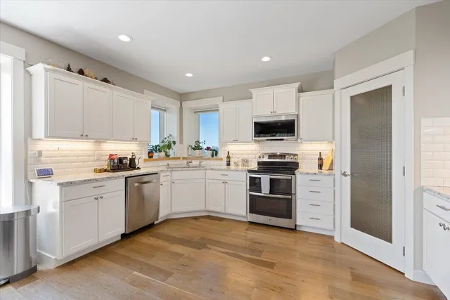 $3,300,000 | 17323 North Lower Greenbluff Road, Colbert, WA 99005