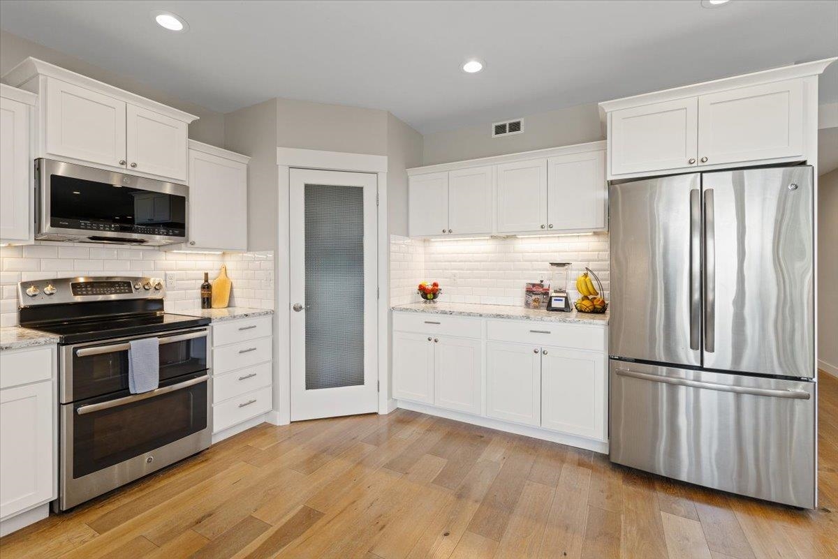 17323 North Lower Greenbluff Road Colbert, WA 99005 - Photo 17 of 47